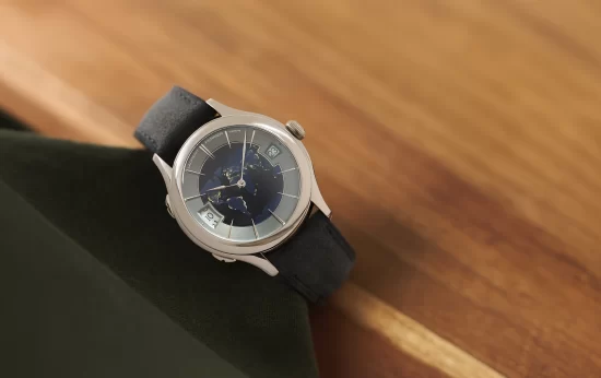 LAURENT FERRIER: CLASSIC TRAVELLER GLOBE NIGHT BLUE