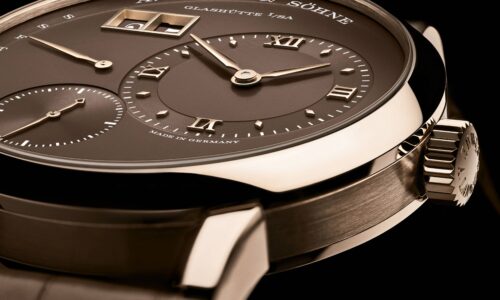 Lange 1 Daymatic Honeygold brown dial close-up